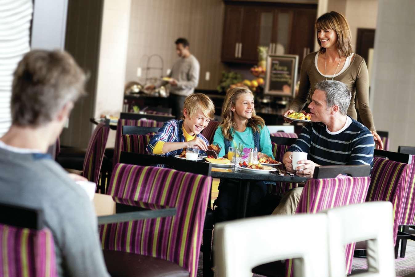 Homewood Suites By Hilton Chester Extérieur photo