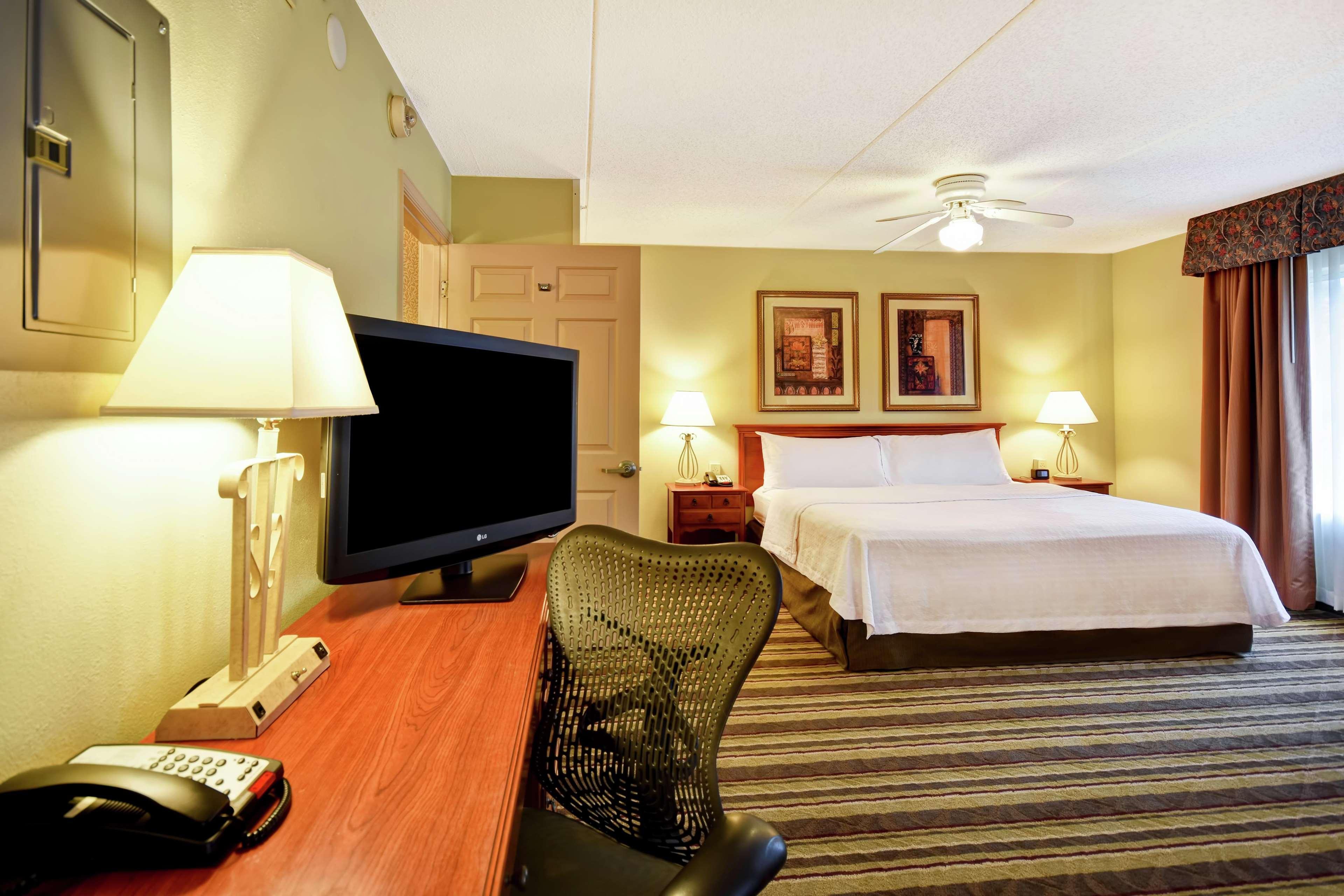 Homewood Suites By Hilton Chester Extérieur photo