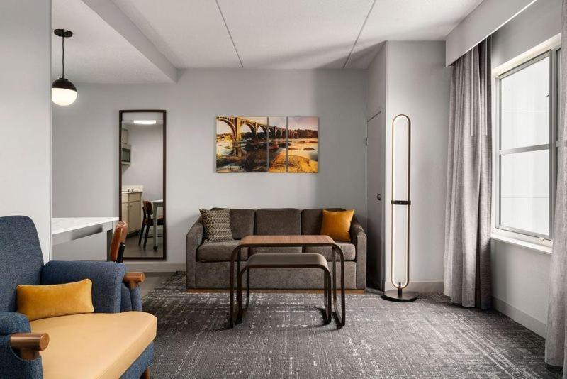 Homewood Suites By Hilton Chester Extérieur photo