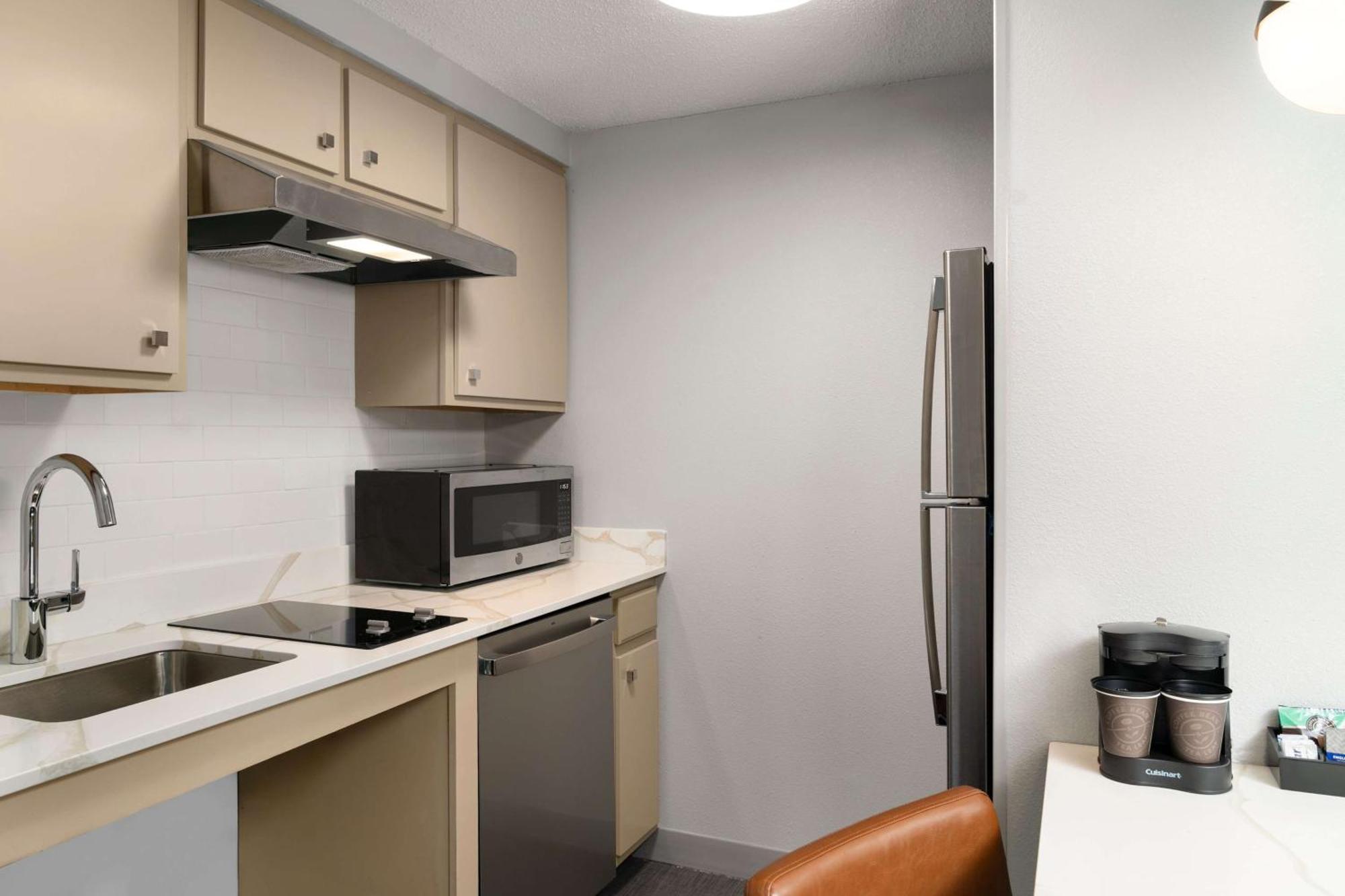 Homewood Suites By Hilton Chester Extérieur photo